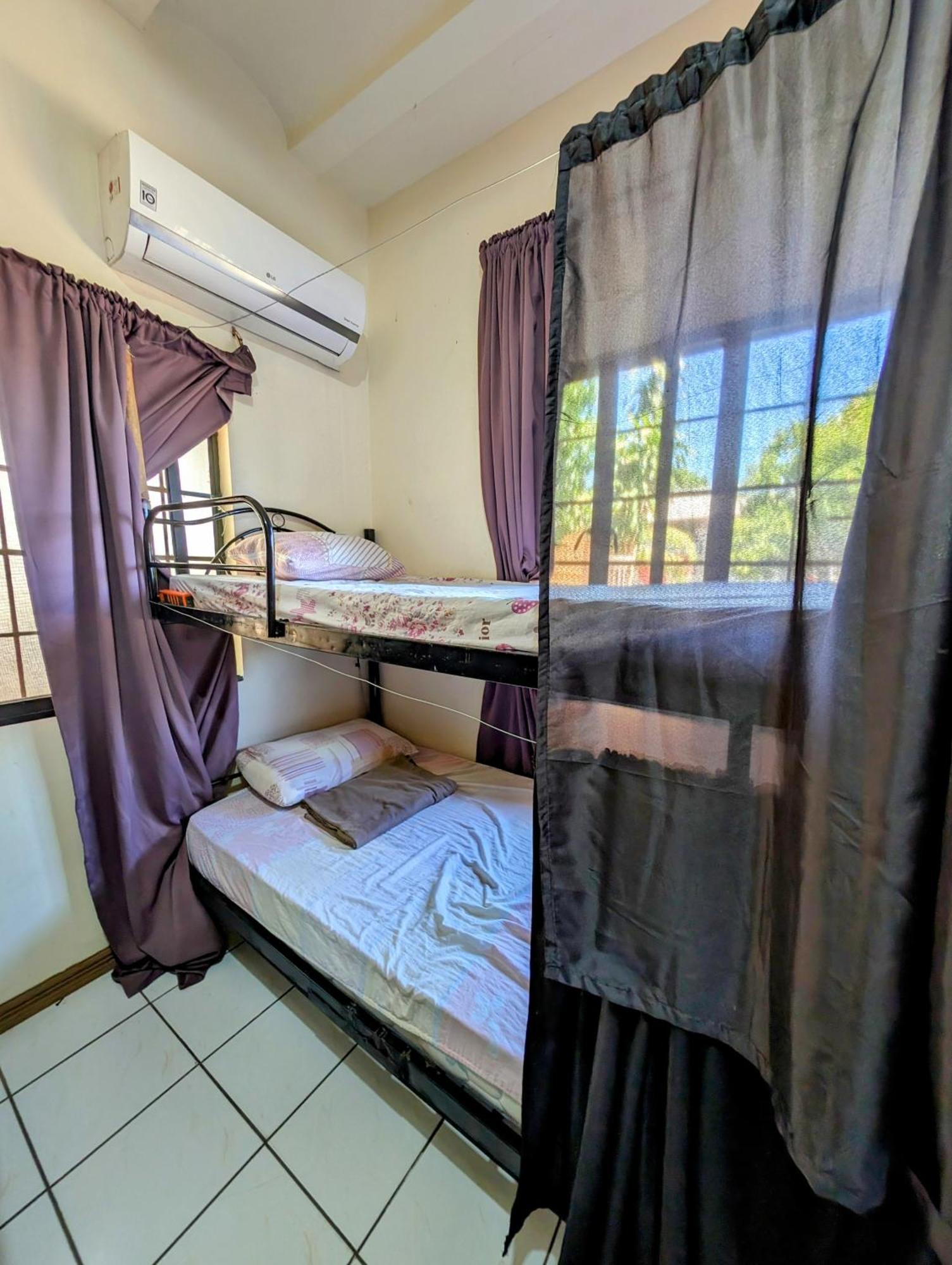 Screaming Gecko Hostel バスアンガ エクステリア 写真